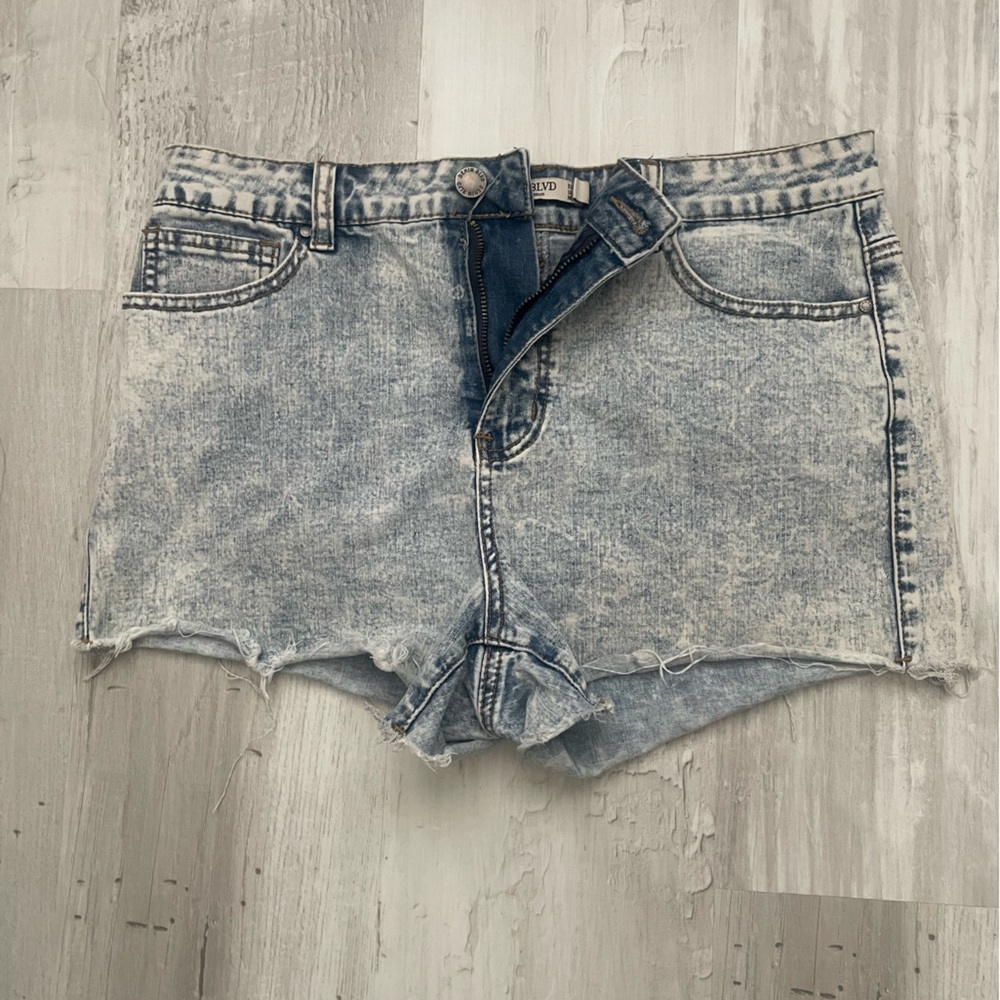Acid wash shorts